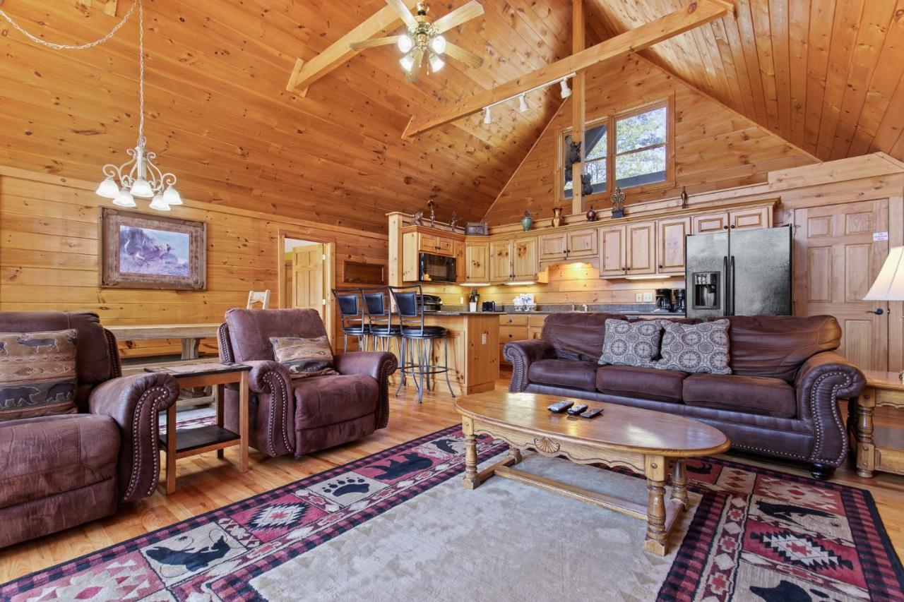 Above The Clouds, 4 Bedrooms, Pool Access, Private, Gaming, Sleeps 16 Gatlinburg Eksteriør bilde