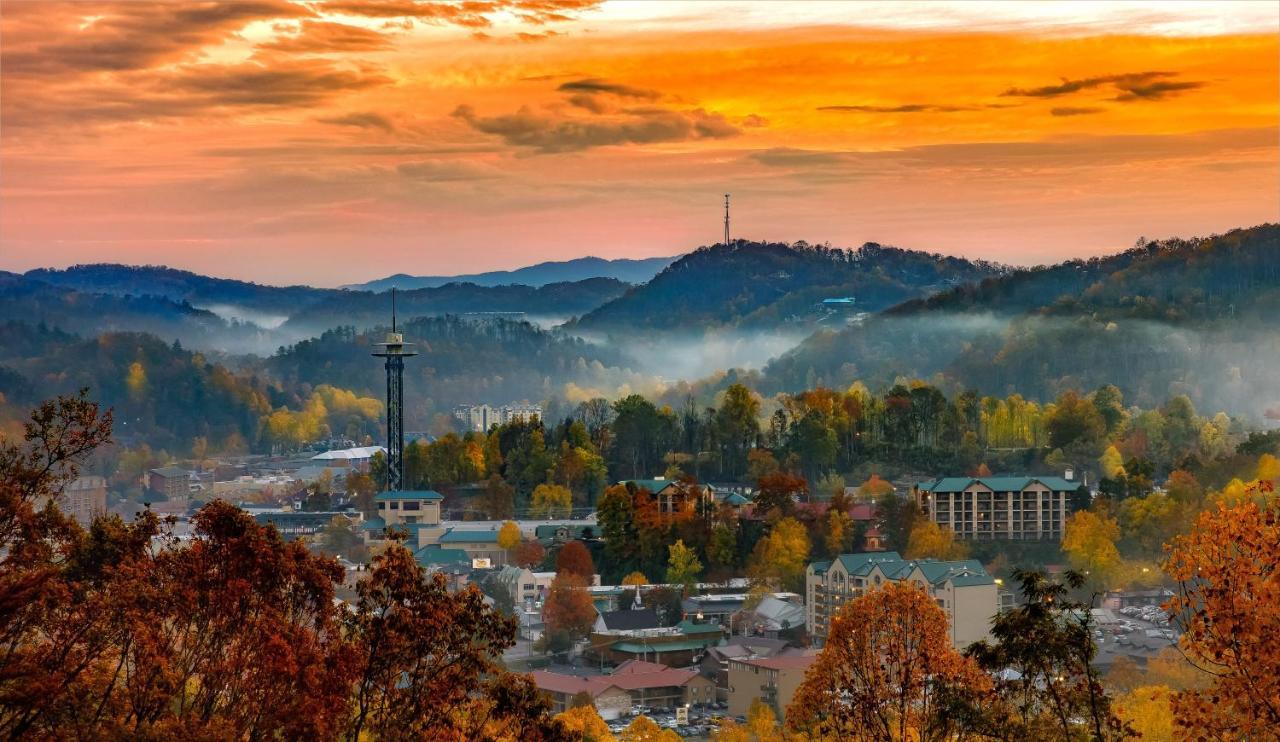 Above The Clouds, 4 Bedrooms, Pool Access, Private, Gaming, Sleeps 16 Gatlinburg Eksteriør bilde