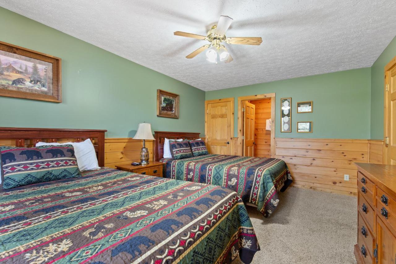 Above The Clouds, 4 Bedrooms, Pool Access, Private, Gaming, Sleeps 16 Gatlinburg Eksteriør bilde