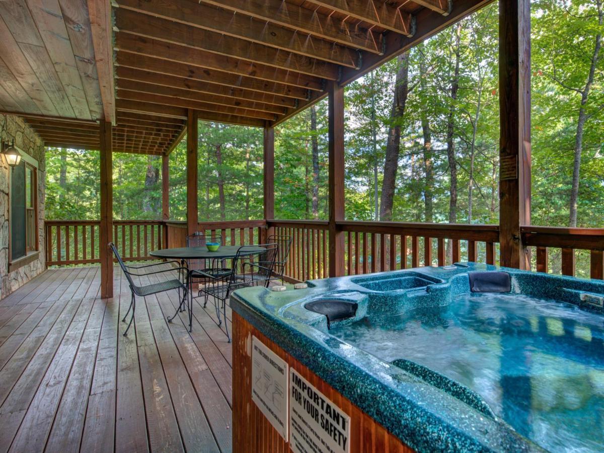 Above The Clouds, 4 Bedrooms, Pool Access, Private, Gaming, Sleeps 16 Gatlinburg Eksteriør bilde