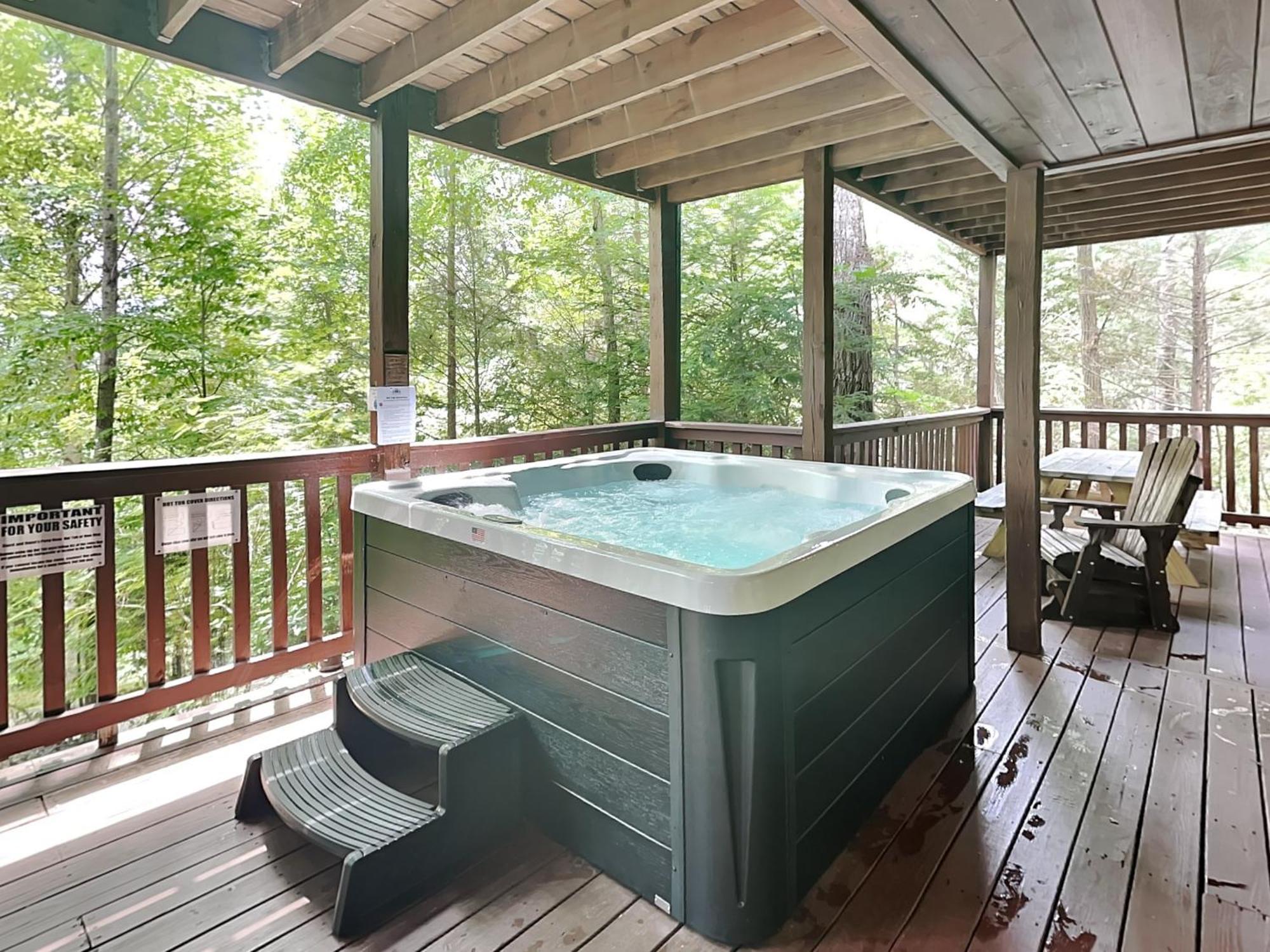 Above The Clouds, 4 Bedrooms, Pool Access, Private, Gaming, Sleeps 16 Gatlinburg Eksteriør bilde